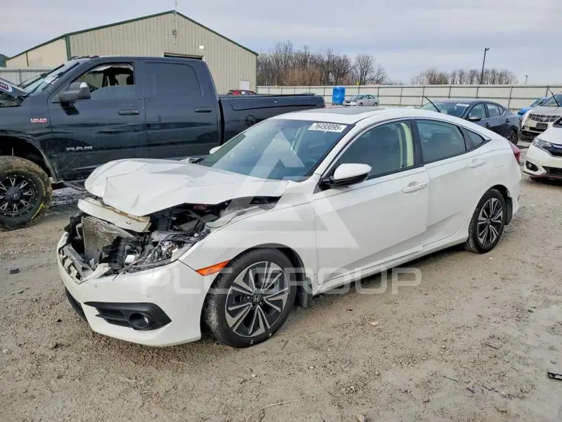 2018 Honda CIVIC фото