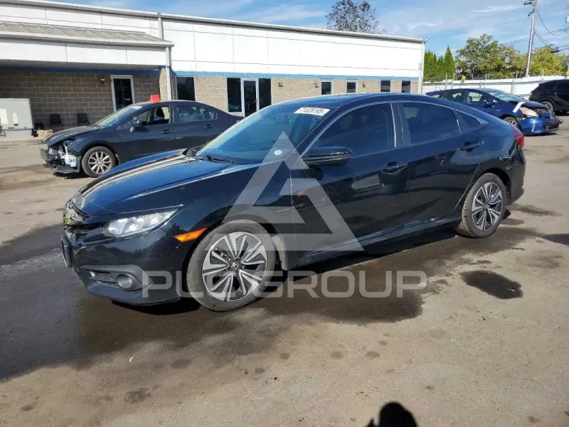 2018 Honda CIVIC photo