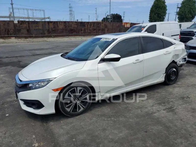 2018 Honda CIVIC фото