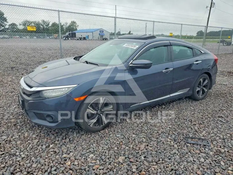 2018 Honda CIVIC photo