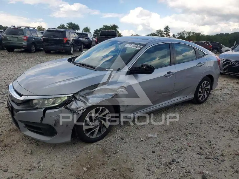 2018 Honda CIVIC фото