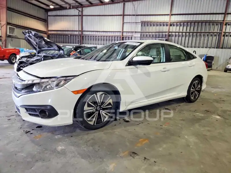 2018 Honda CIVIC photo