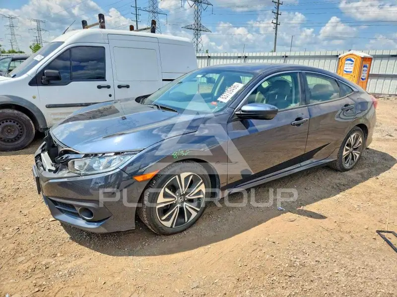 2018 Honda CIVIC фото