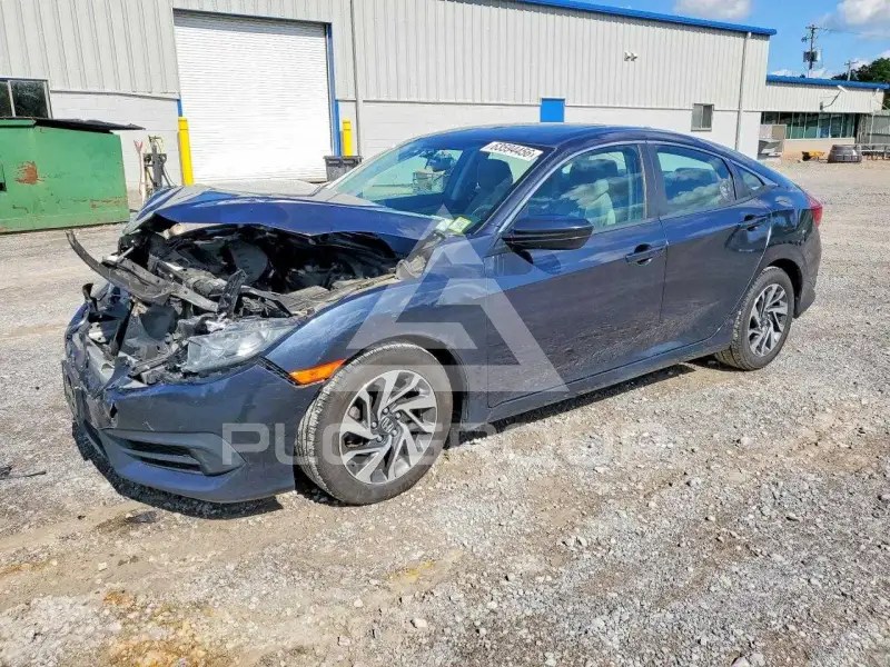 2018 Honda CIVIC фото