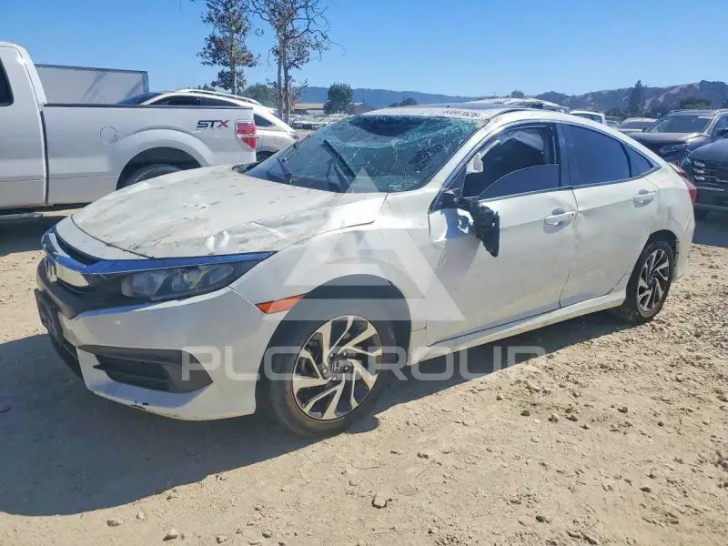 2018 Honda CIVIC фото