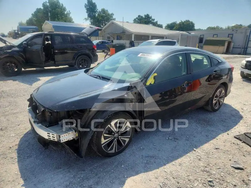 2018 Honda CIVIC фото