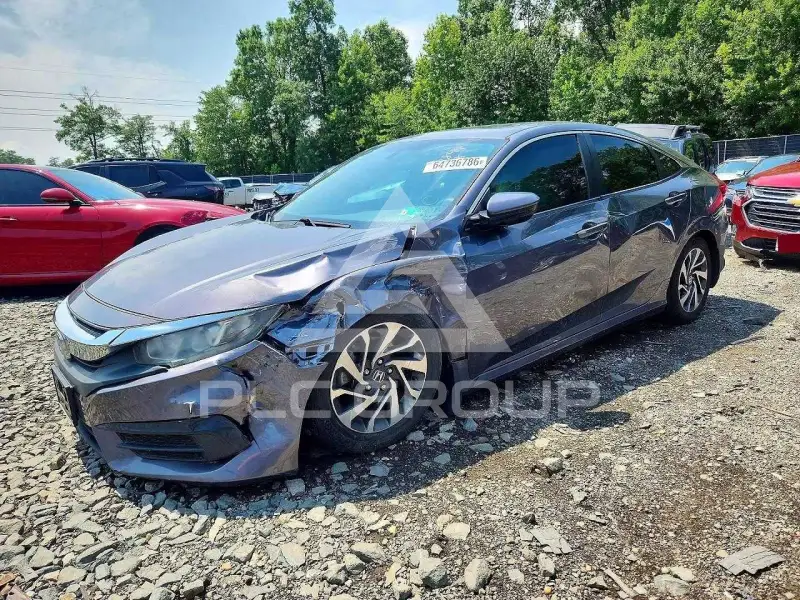 2018 Honda CIVIC фото