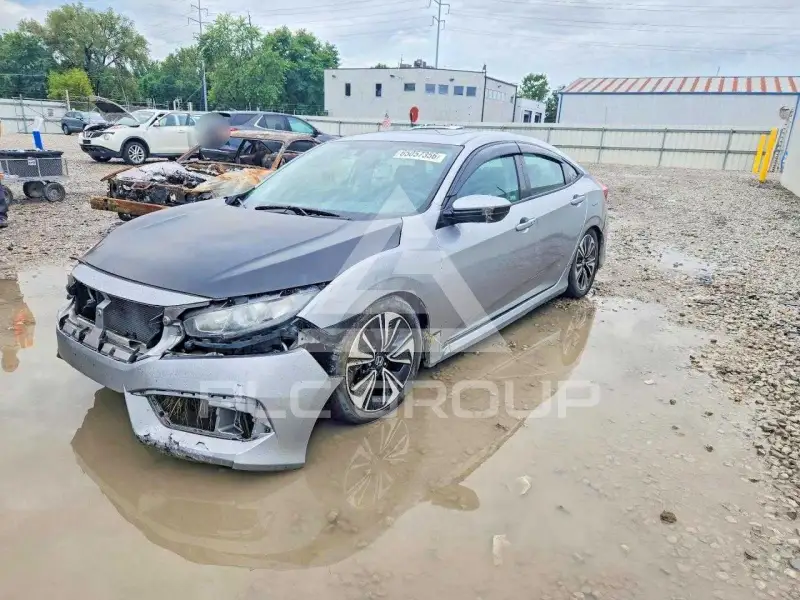 2018 Honda CIVIC фото