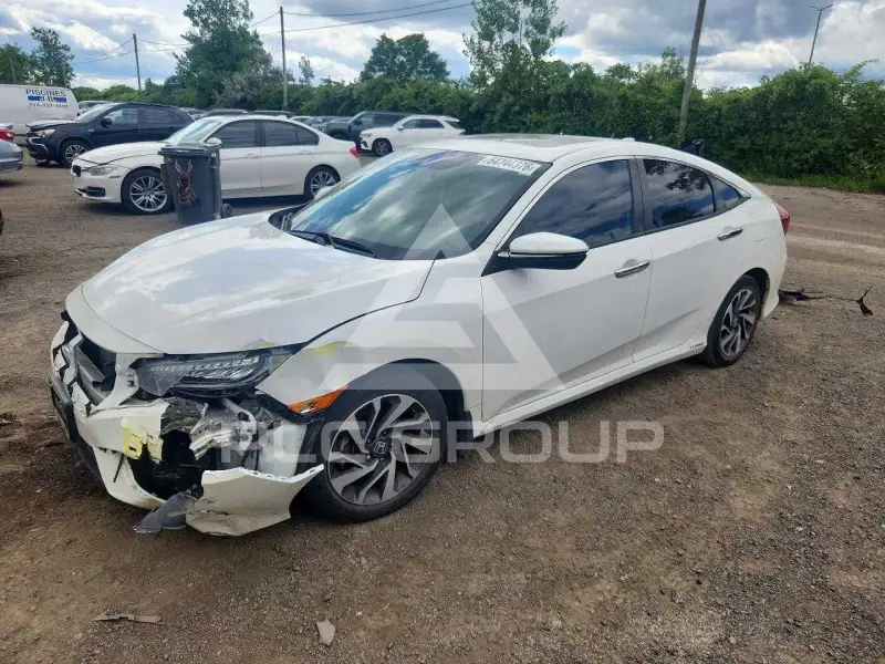 2018 Honda CIVIC фото