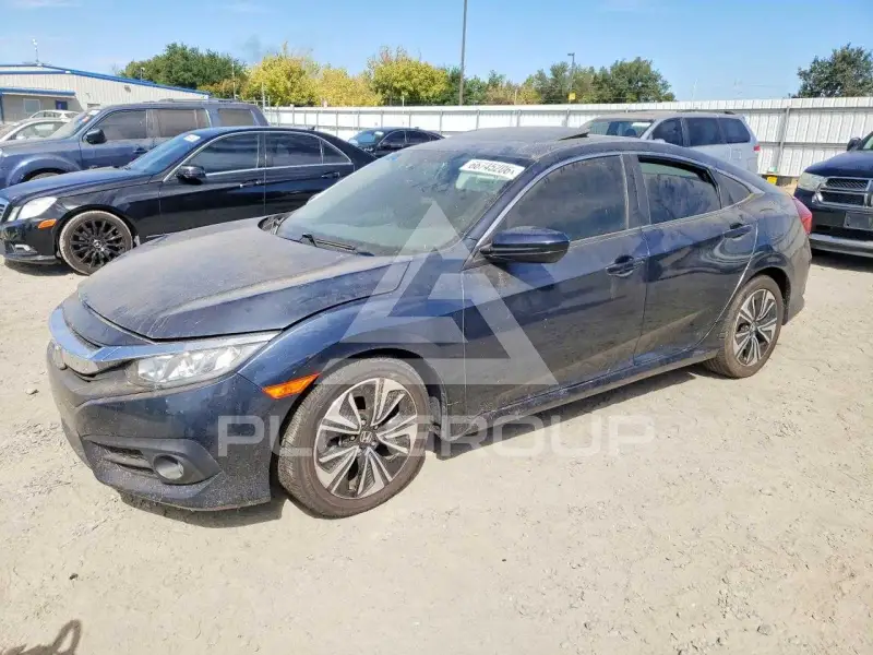 2018 Honda CIVIC photo