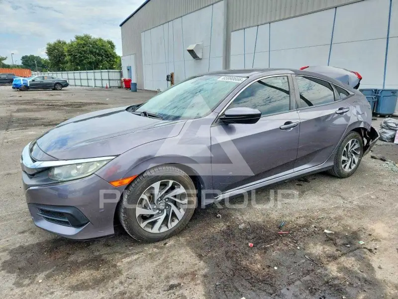 2018 Honda CIVIC фото