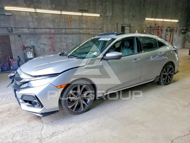 2018 Honda CIVIC фото
