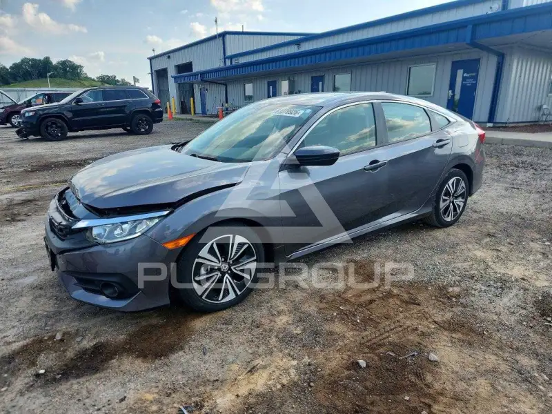 2018 Honda CIVIC фото