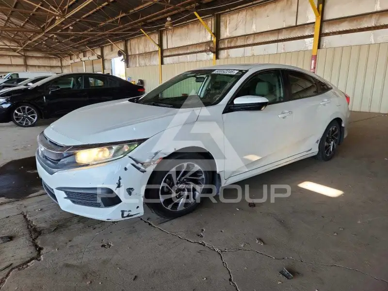 2018 Honda CIVIC фото