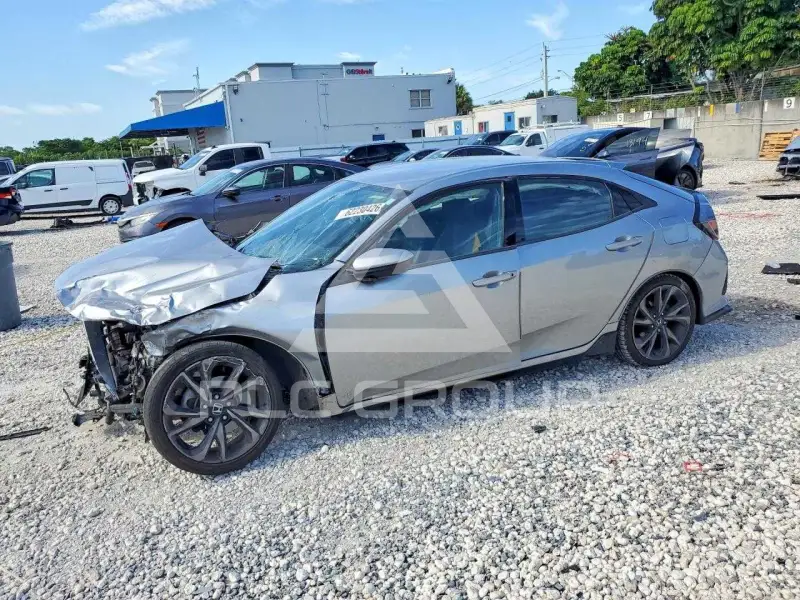 2018 Honda CIVIC фото