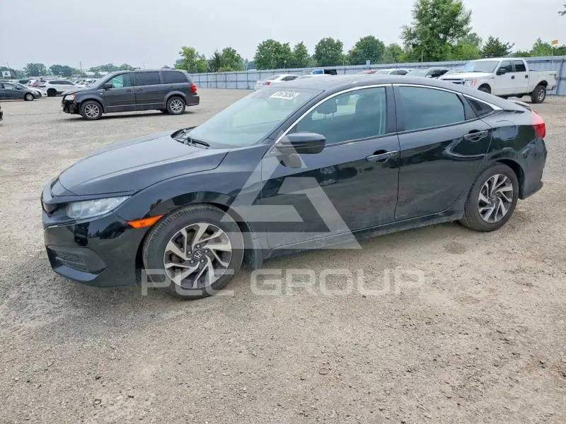 2018 Honda CIVIC фото