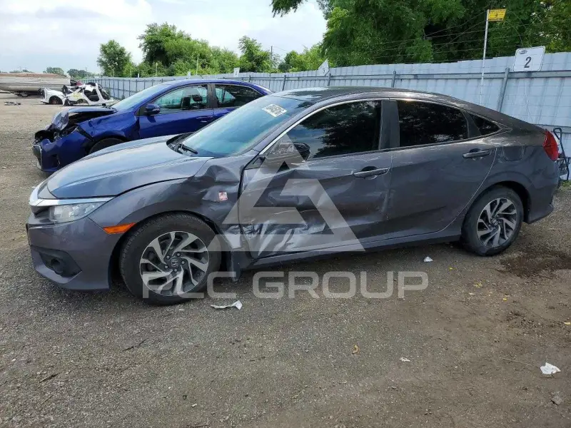 2018 Honda CIVIC photo