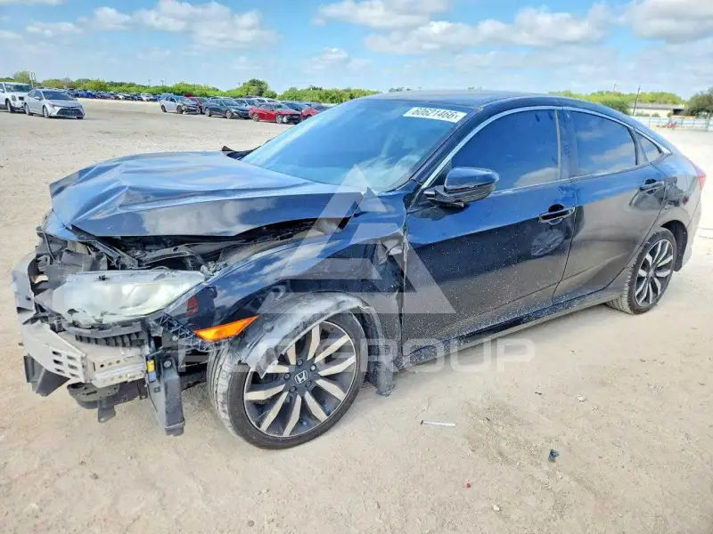 2018 Honda CIVIC photo
