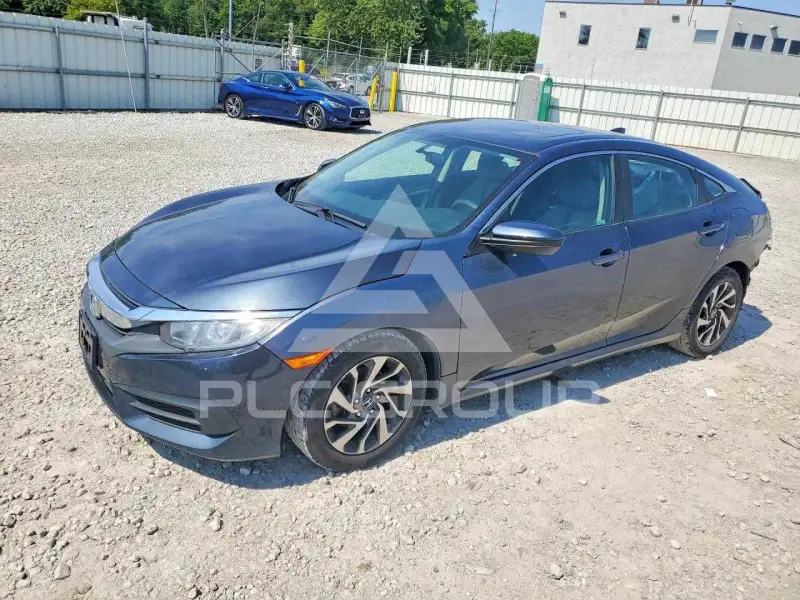 2018 Honda CIVIC фото