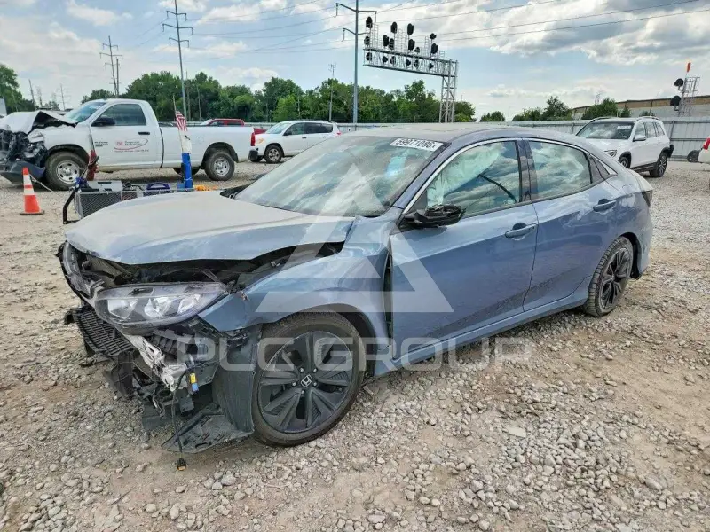 2018 Honda CIVIC фото