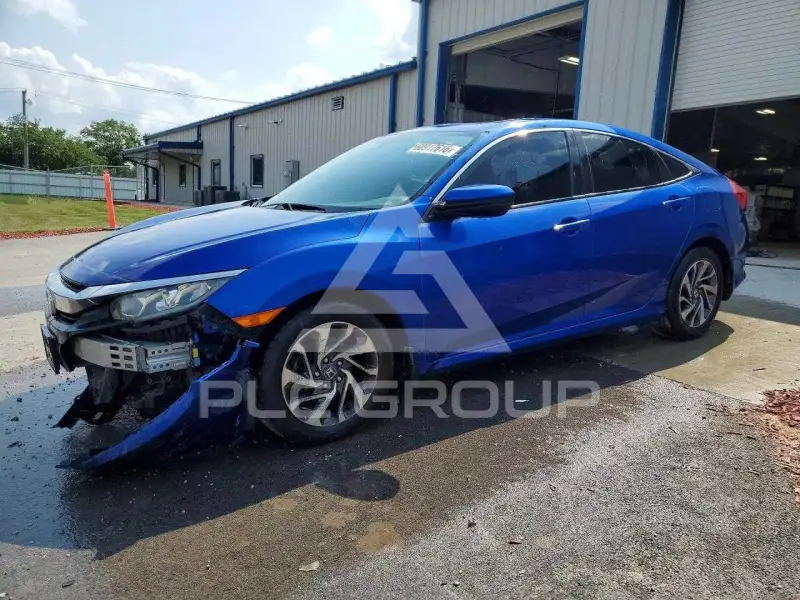 2018 Honda CIVIC фото