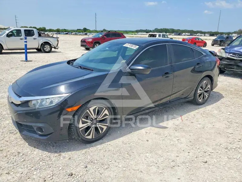 2018 Honda CIVIC фото