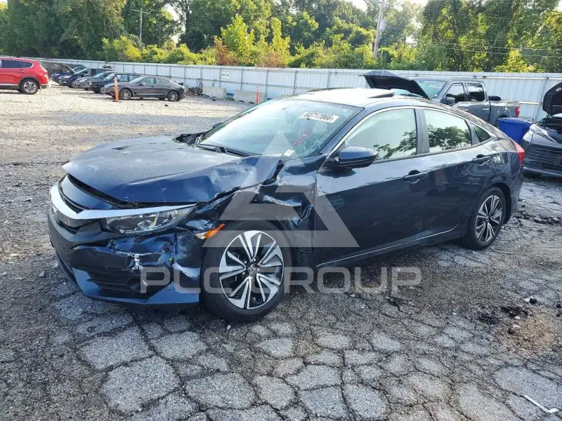 2018 Honda CIVIC фото
