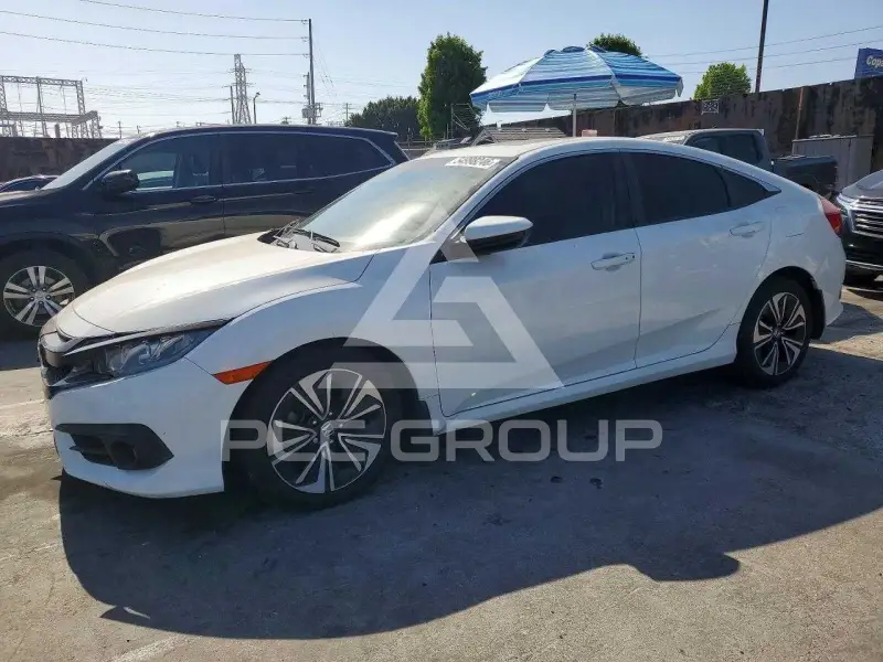 2018 Honda CIVIC фото