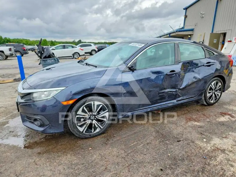 2018 Honda CIVIC photo