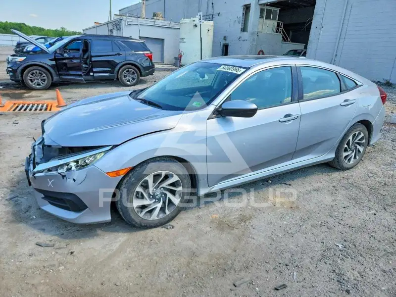 2018 Honda CIVIC фото