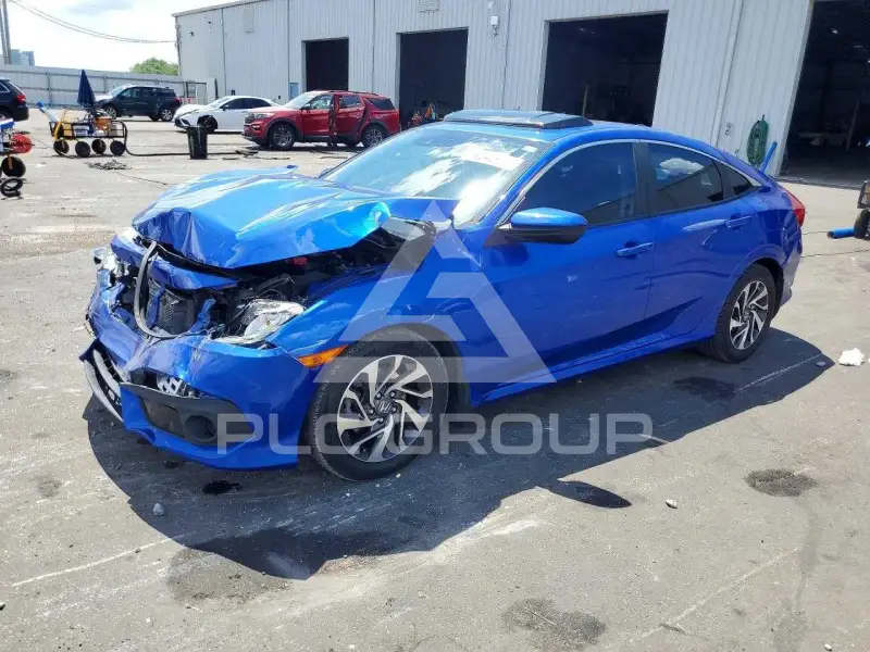 2018 Honda CIVIC фото