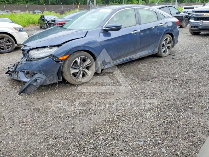 2018 Honda CIVIC фото