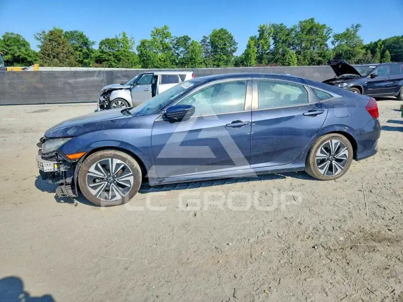 2018 Honda CIVIC photo