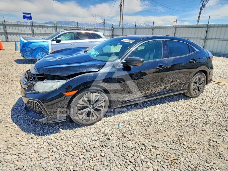 2018 Honda CIVIC фото