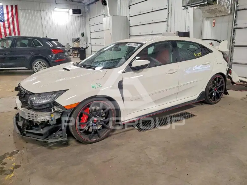 2018 Honda CIVIC фото