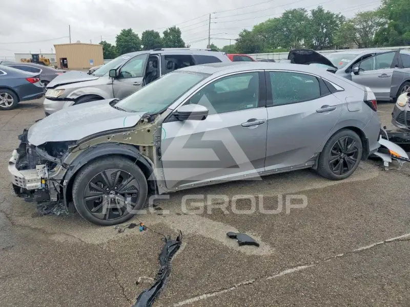 2018 Honda CIVIC фото