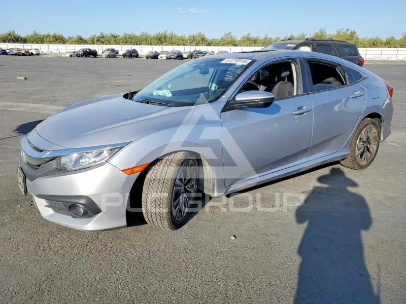 2018 Honda CIVIC фото