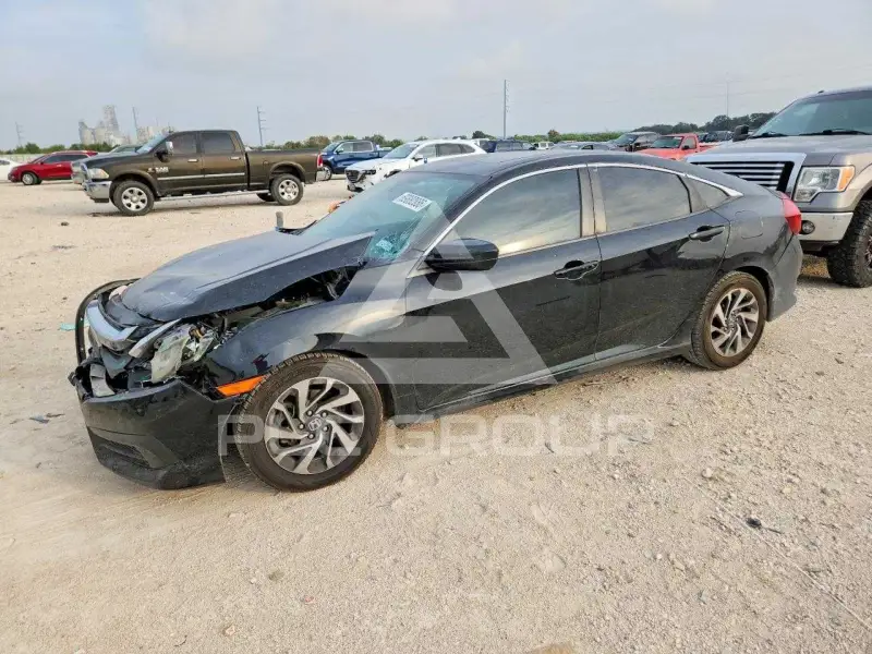 2018 Honda CIVIC photo