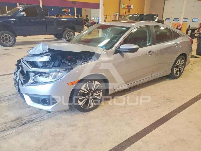 2018 Honda CIVIC фото