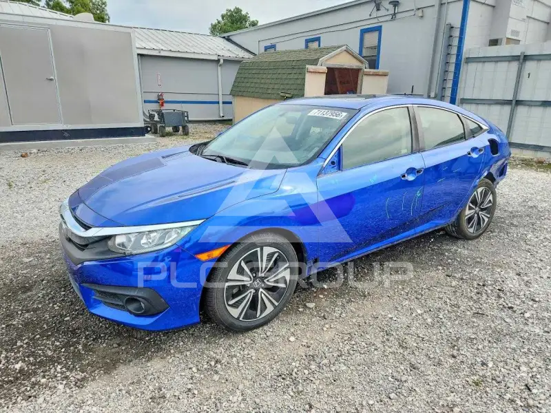 2018 Honda CIVIC фото