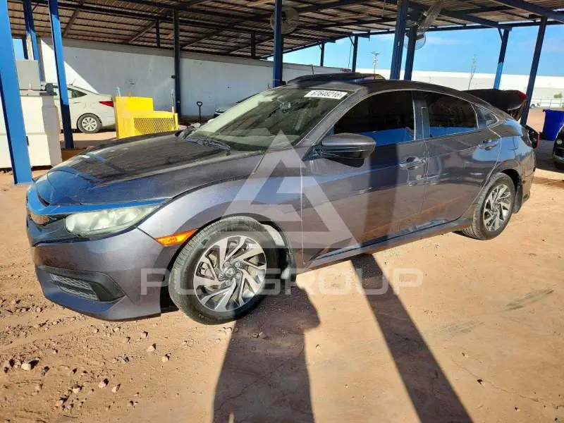 2018 Honda CIVIC фото