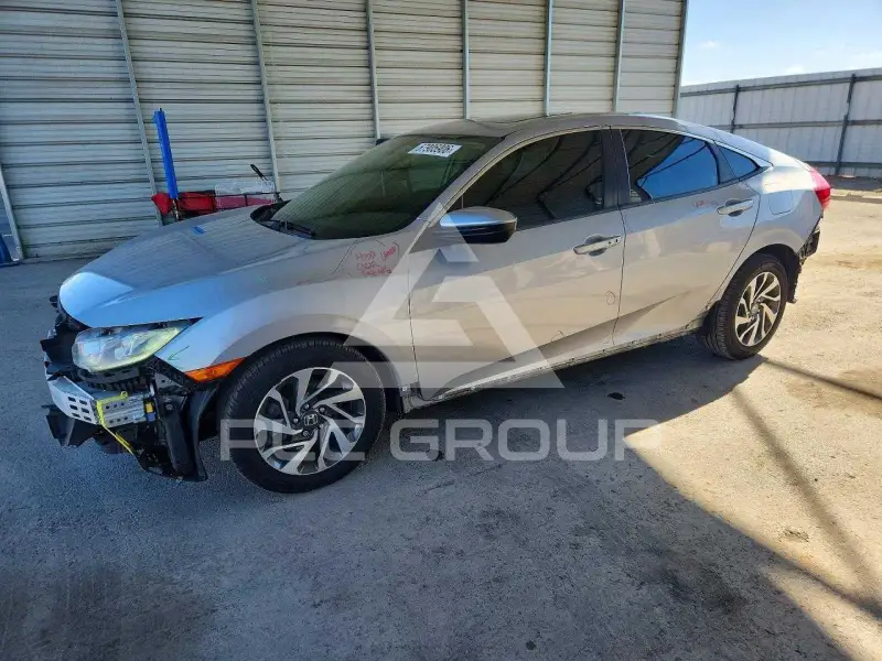 2018 Honda CIVIC photo