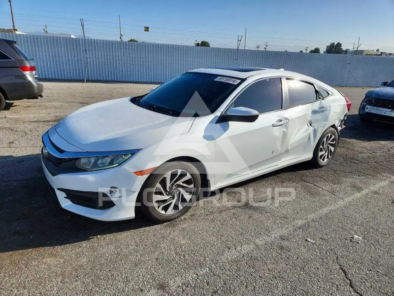 2018 Honda CIVIC фото