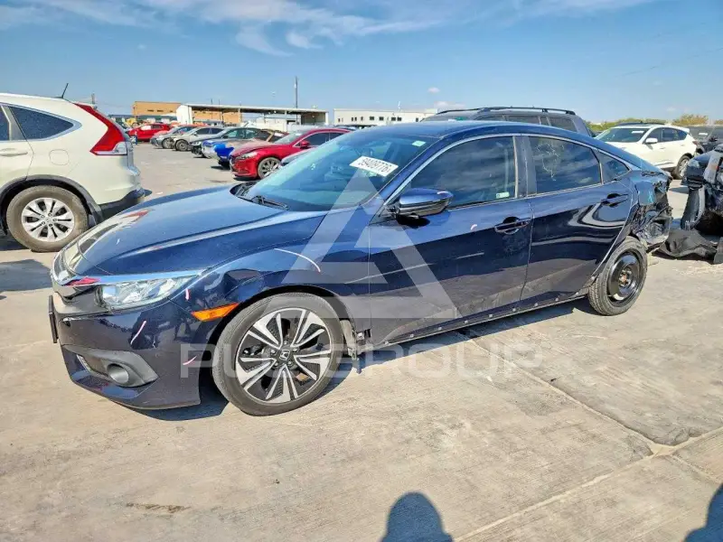 2018 Honda CIVIC фото