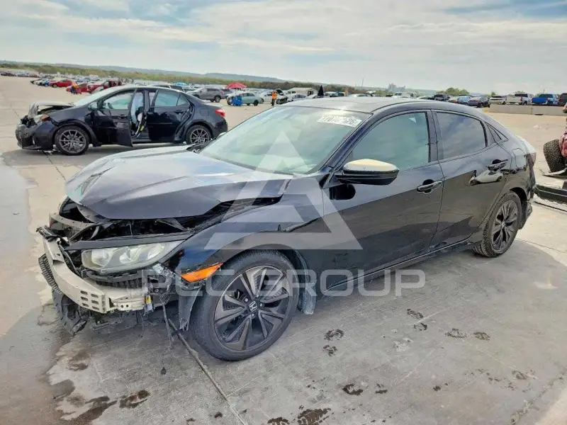 2018 Honda CIVIC фото