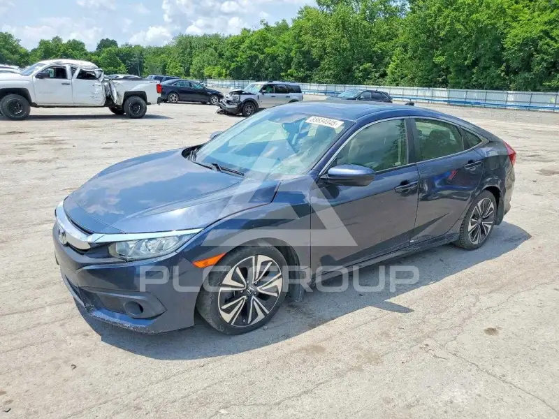 2018 Honda CIVIC фото