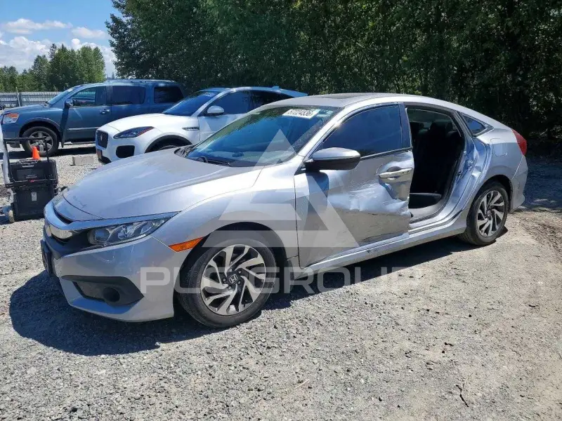 2018 Honda CIVIC фото
