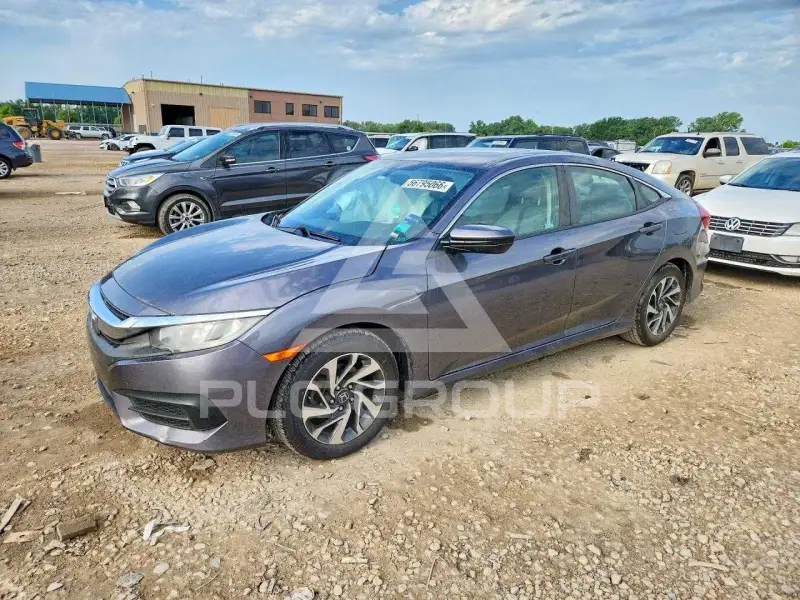 2018 Honda CIVIC фото