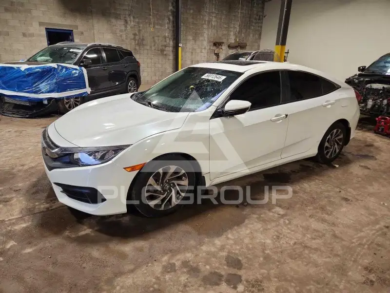 2018 Honda CIVIC фото