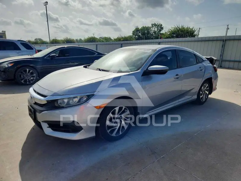 2018 Honda CIVIC photo